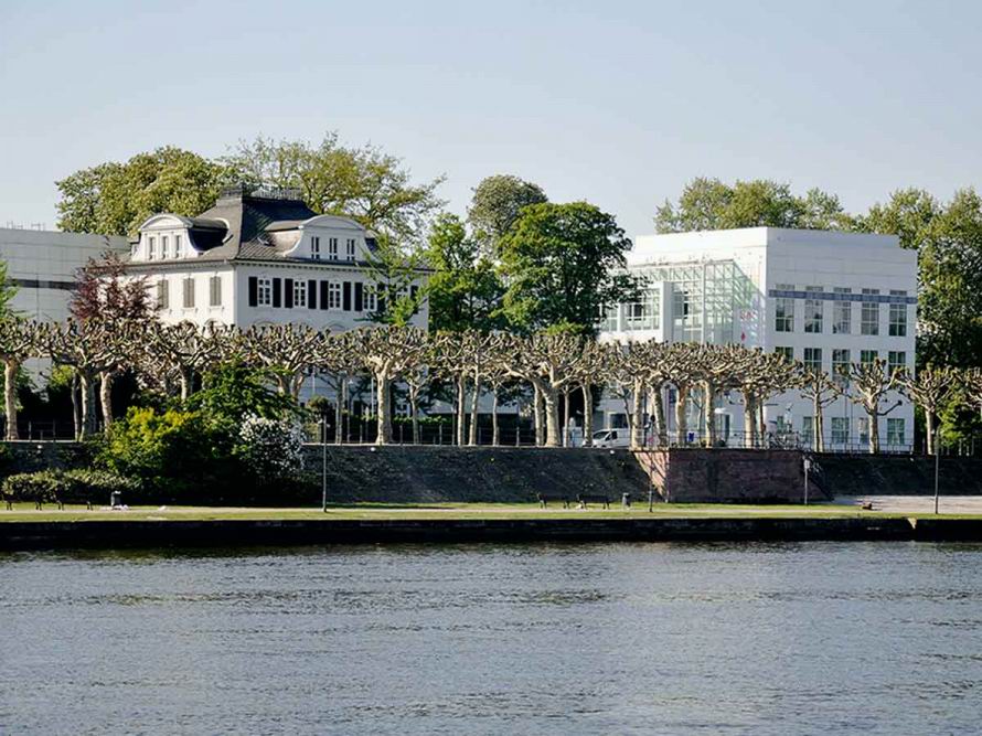 frankfurt museumsufer